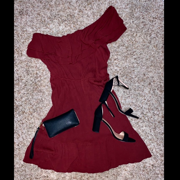 One-Shoulder Ruffle Dress - Picture 2 of 5